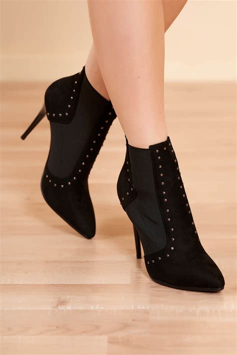 elegant ankle boots.